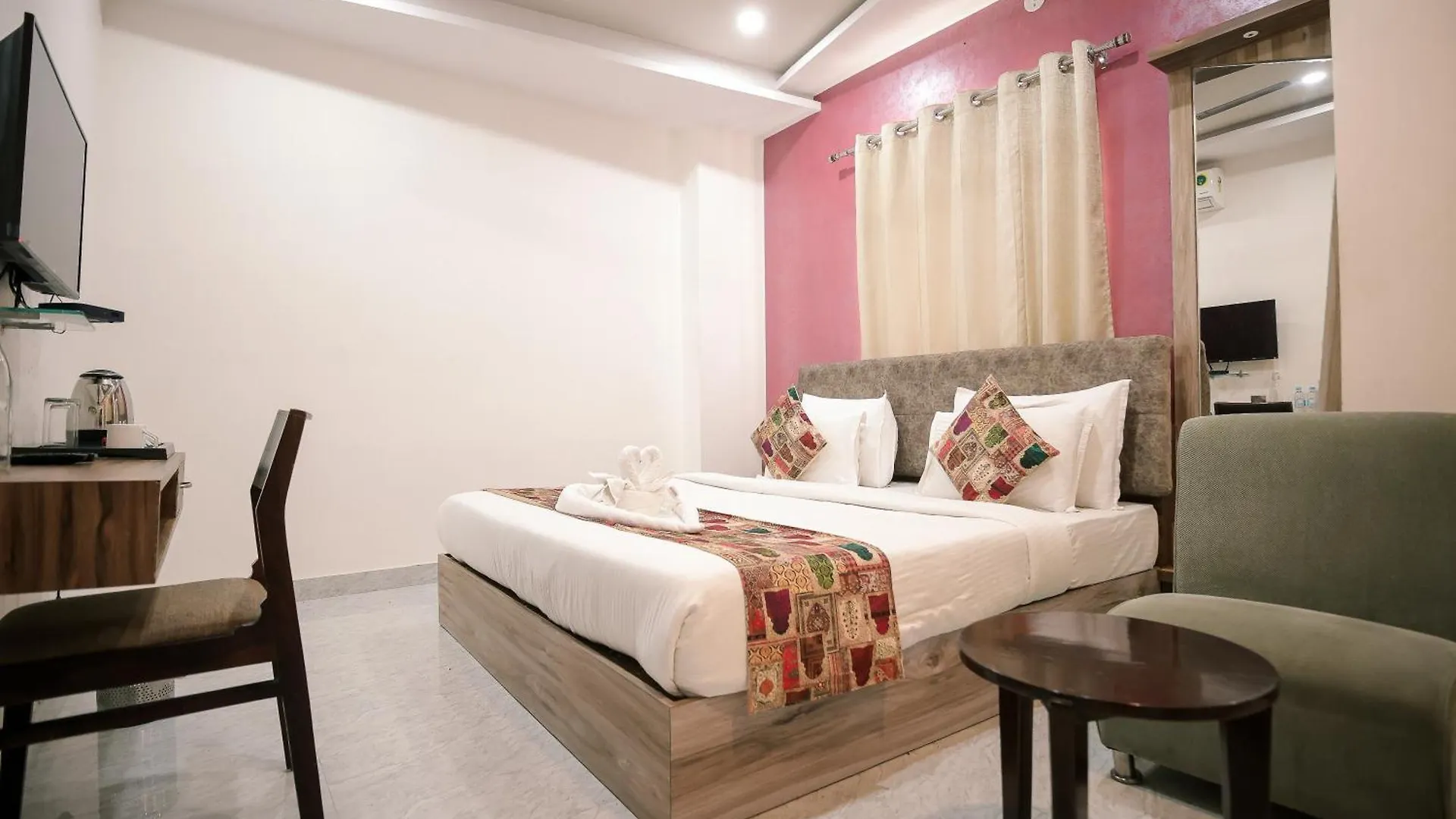 Hotel Paramount Udaipur India