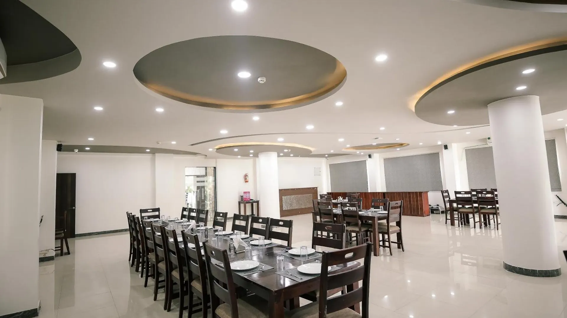 Hotel Paramount Udaipur